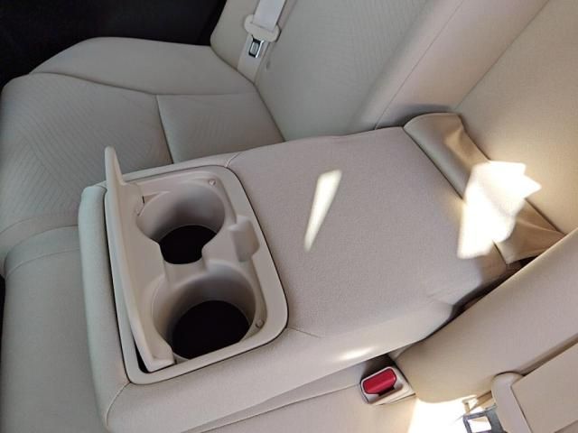 TOYOTA LEXUS HS250H 2012 Image 31