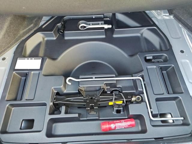 TOYOTA LEXUS HS250H 2012 Image 31