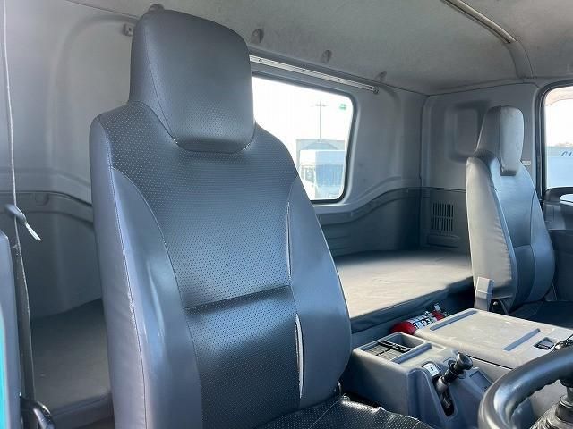 ISUZU FORWARD 2014 Image 31