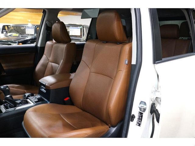 TOYOTA LANDCRUISER PRADO 2022 Image 31