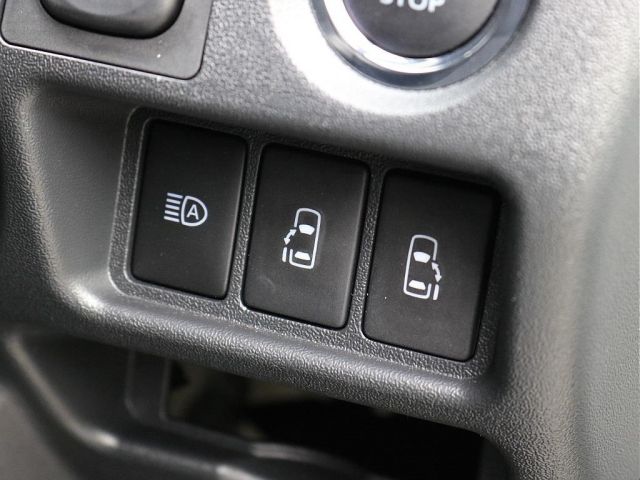 TOYOTA HIACE VAN 2WD 2024 Image 31