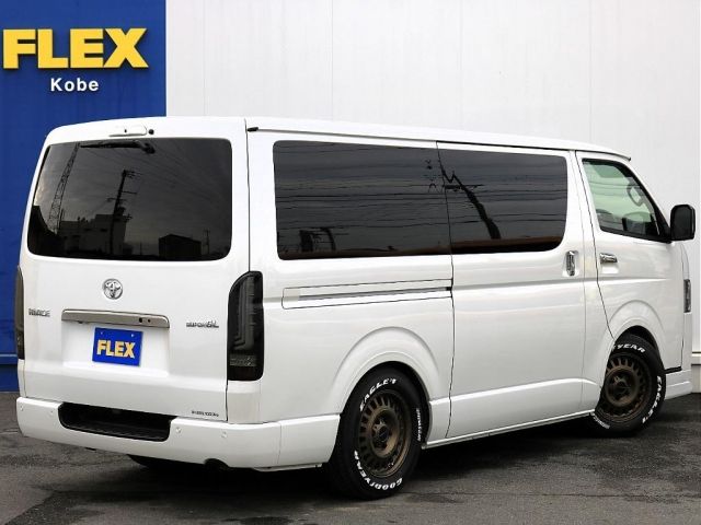 TOYOTA HIACE VAN 2WD 2024 Image 31