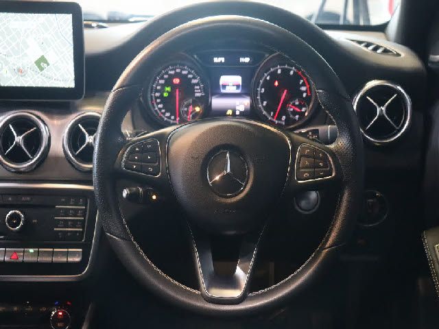 MERCEDES BENZ GLA CL 2017 Image 31