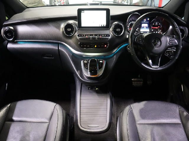 MERCEDES BENZ V CLAS 2020 Image 31