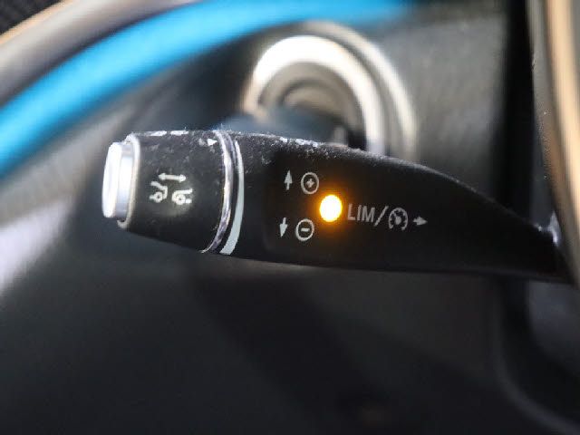 MERCEDES BENZ V CLAS 2020 Image 31