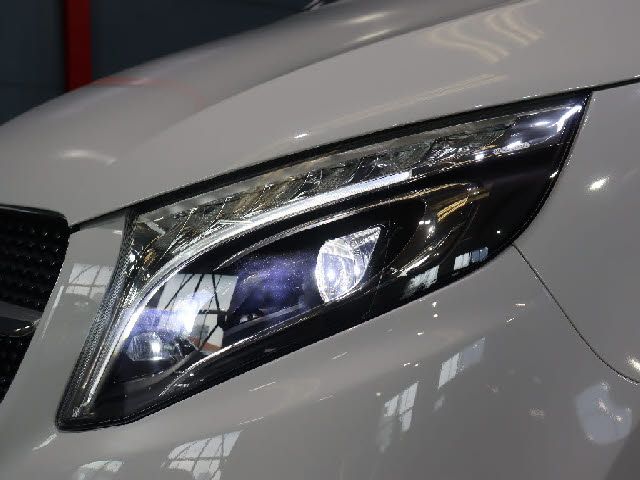 MERCEDES BENZ V CLAS 2020 Image 31