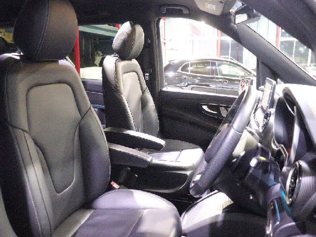 MERCEDES BENZ V CLAS 2020 Image 31