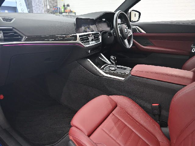 BMW 4SERIES COUPE 2023 Image 31