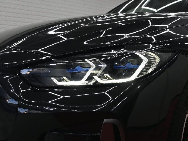 BMW 4SERIES COUPE 2023 Image 31