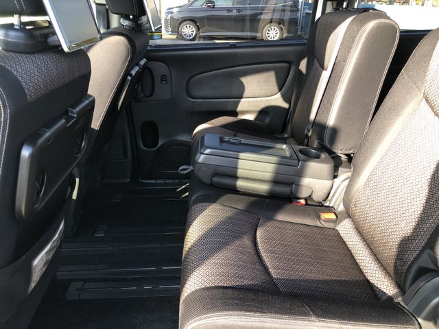 NISSAN SERENA  S-HYBRID 2015 Image 31