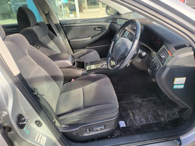 TOYOTA CROWN SEDAN 2007 Image 31