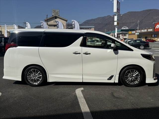 TOYOTA ALPHARD HYBRID 4WD 2020 Image 31