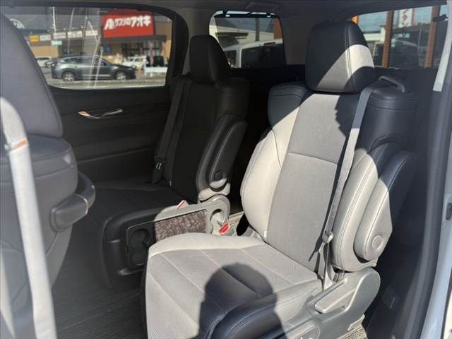 TOYOTA ALPHARD HYBRID 4WD 2020 Image 31