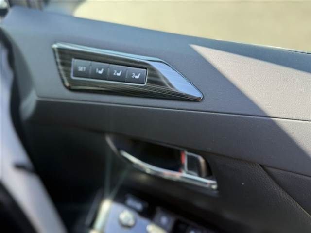 TOYOTA ALPHARD HYBRID 4WD 2020 Image 31