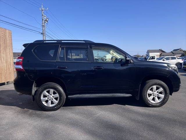 TOYOTA LANDCRUISER PRADO 2014 Image 31