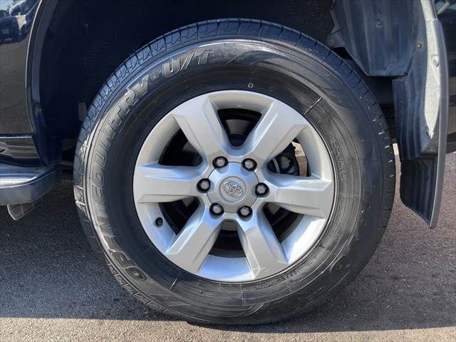 TOYOTA LANDCRUISER PRADO 2014 Image 31