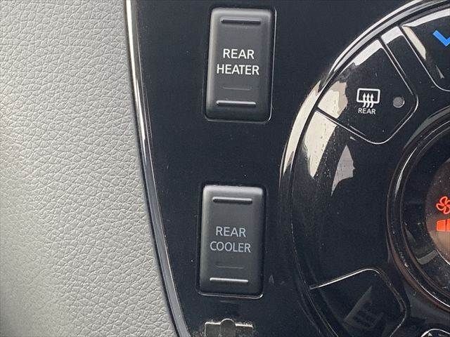 NISSAN NV350 CARAVAN 2019 Image 31