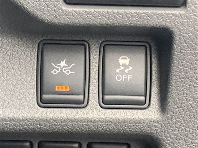 NISSAN NV350 CARAVAN 2019 Image 31