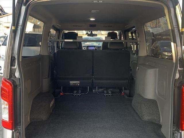 NISSAN NV350 CARAVAN 2019 Image 31