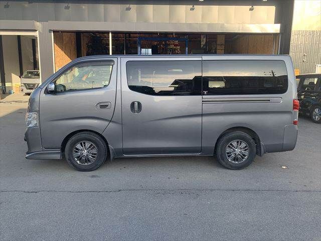 NISSAN NV350 CARAVAN 2019 Image 31