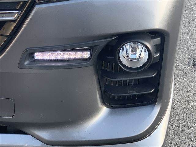 NISSAN NV350 CARAVAN 2019 Image 31