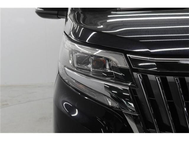 TOYOTA ESQUIRE HYBRID 2017 Image 31