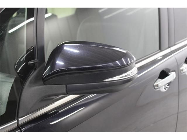 TOYOTA ESQUIRE HYBRID 2017 Image 31