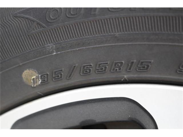 TOYOTA ESQUIRE HYBRID 2017 Image 31