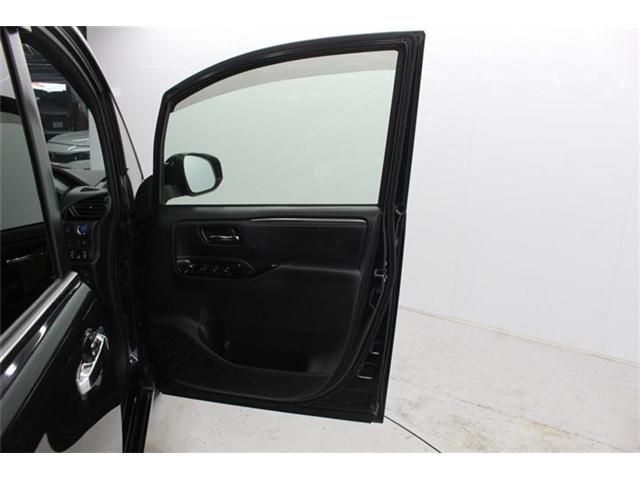 TOYOTA ESQUIRE HYBRID 2017 Image 31