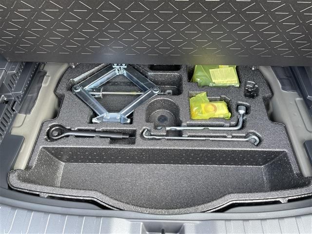 TOYOTA RAV4 2WD 2022 Image 31