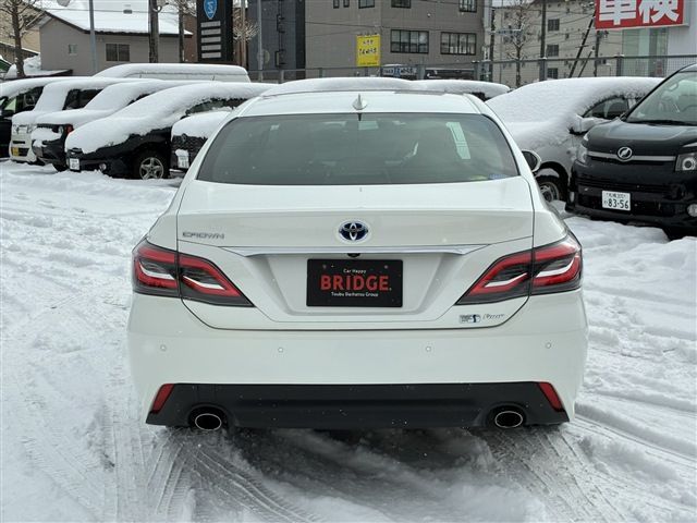 TOYOTA CROWN SEDAN HYBRID 4 2018 Image 31