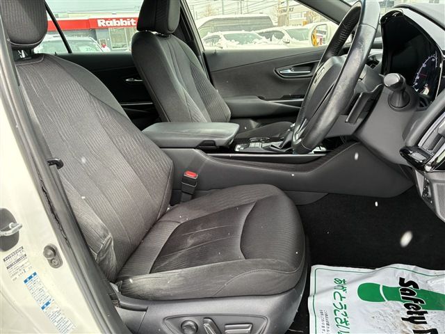 TOYOTA CROWN SEDAN HYBRID 4 2018 Image 31