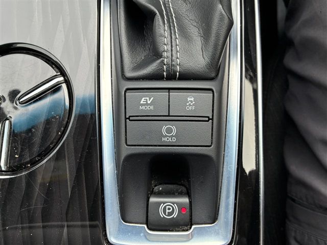 TOYOTA CROWN SEDAN HYBRID 4 2018 Image 31