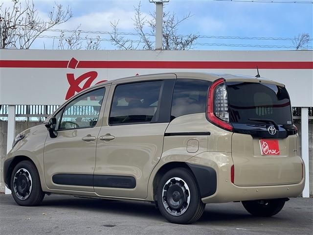 TOYOTA SIENTA HYBRID 2024 Image 31
