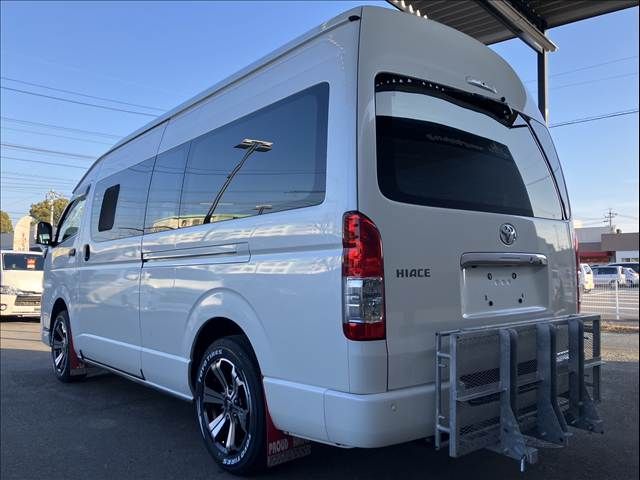 TOYOTA HIACE VAN 4WD 2022 Image 31