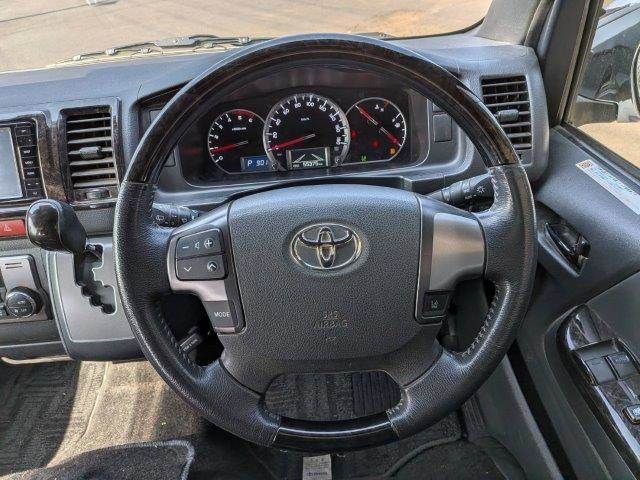 TOYOTA REGIUSACE VAN 4WD 2019 Image 31