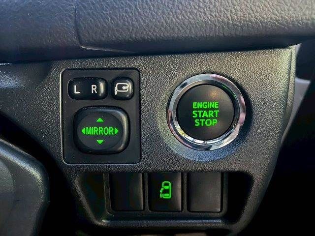 TOYOTA HIACE WAGON 2015 Image 31