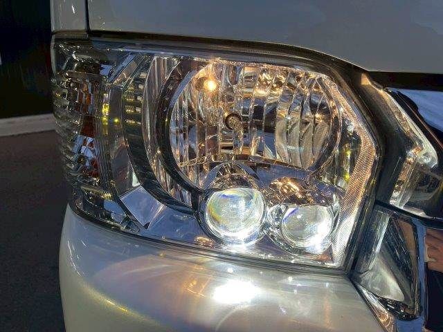 TOYOTA HIACE WAGON 2015 Image 31