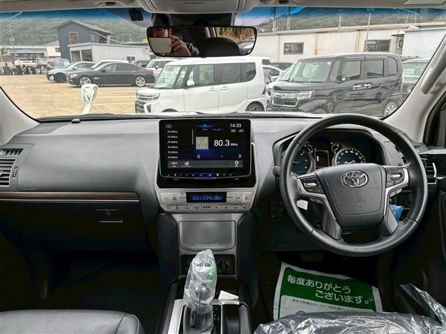 TOYOTA LANDCRUISER PRADO 2023 Image 31