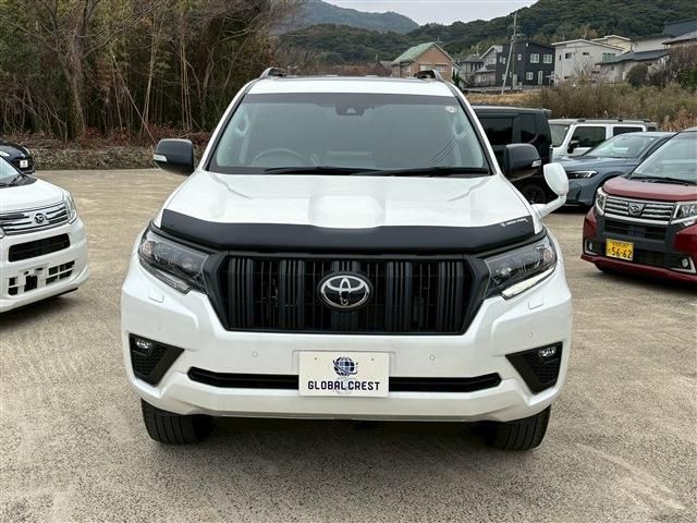 TOYOTA LANDCRUISER PRADO 2023 Image 31