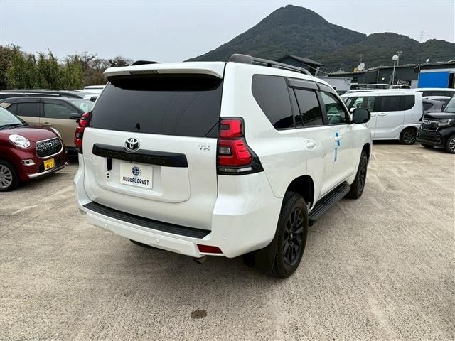TOYOTA LANDCRUISER PRADO 2023 Image 31