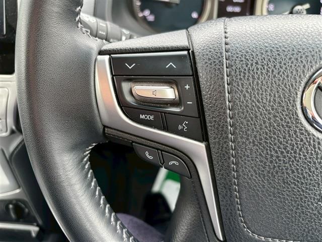 TOYOTA LANDCRUISER PRADO 2023 Image 31