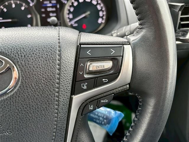 TOYOTA LANDCRUISER PRADO 2023 Image 31