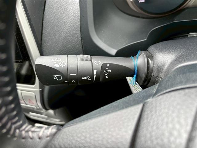 TOYOTA LANDCRUISER PRADO 2023 Image 31