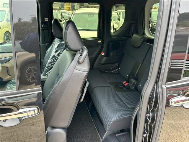 DAIHATSU TANTO CUSTOM 2025 Image 31