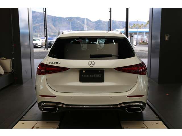 MERCEDES BENZ C CLAS 2025 Image 31