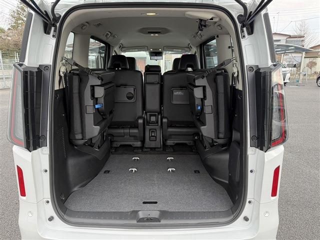 NISSAN SERENA  WG 2025 Image 31