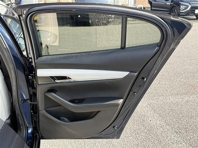 MAZDA 3 SEDAN 2021 Image 31