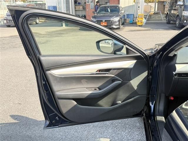 MAZDA 3 SEDAN 2021 Image 31