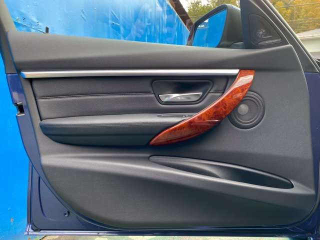 ALPINA B3 TOURING 2016 Image 31